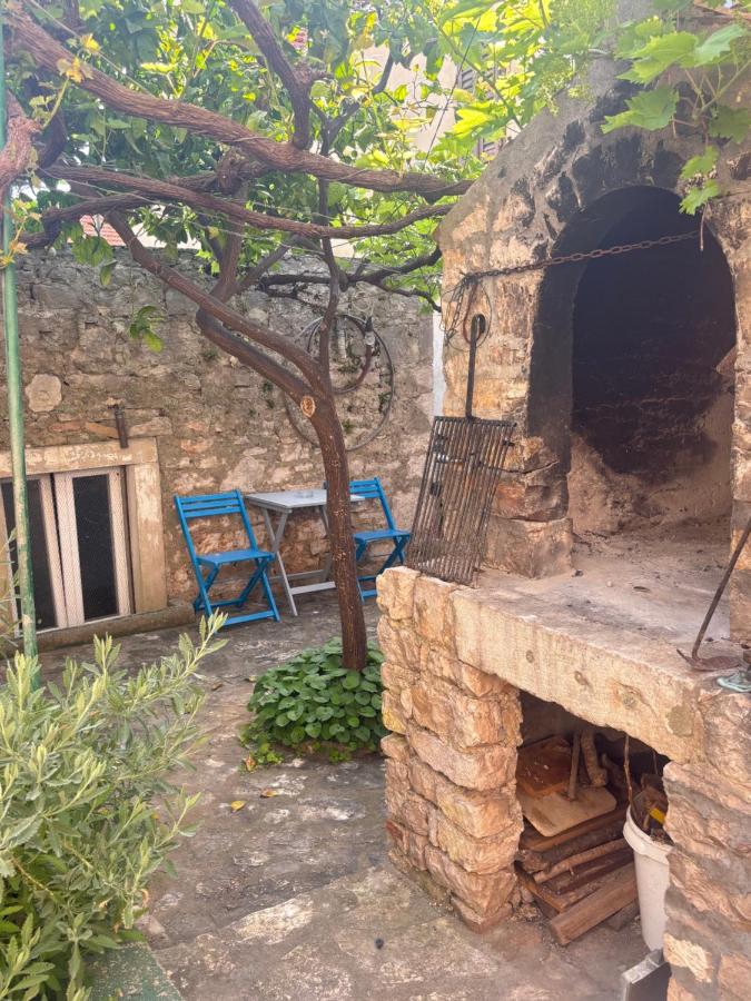 Apartment Porat Sali - Bed and Breakfast Sali