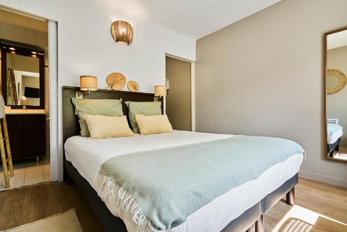 Charming studio, Vauban La Catho, Lille - B&B Lilla