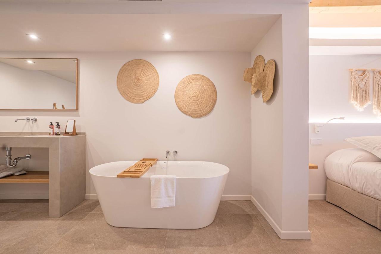 Deluxe Double Room with Castle View