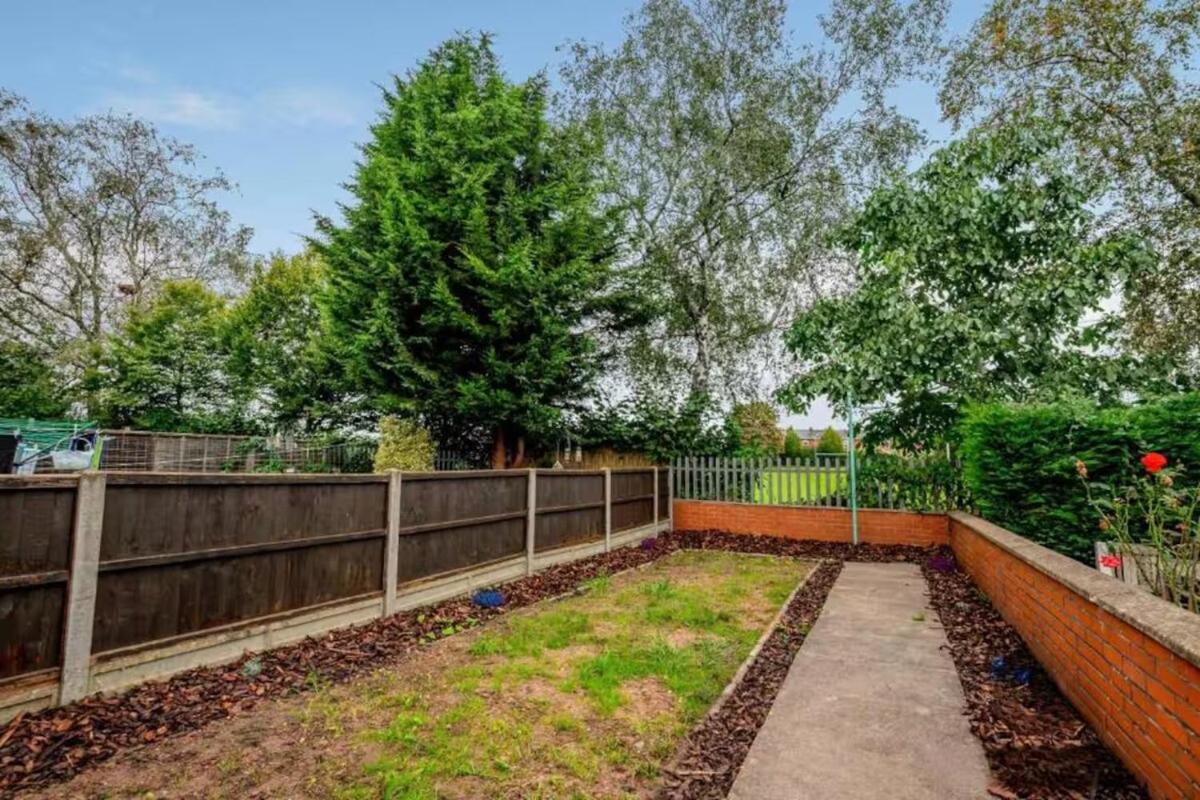 Lower Chestnut House, 2 Bedroom, Central Worcester - B&B