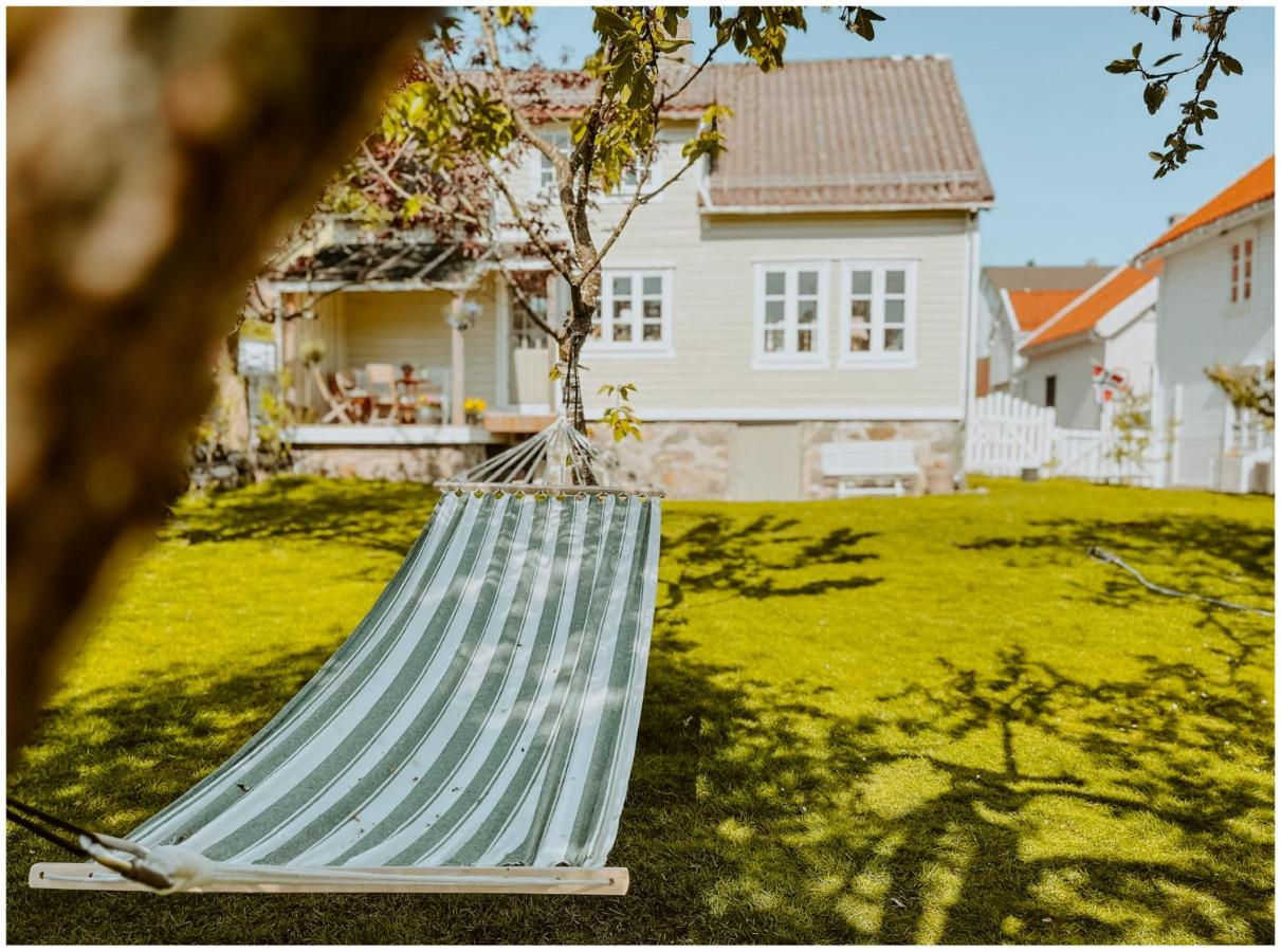 Elins gjestehus - Bed and Breakfast Egersund