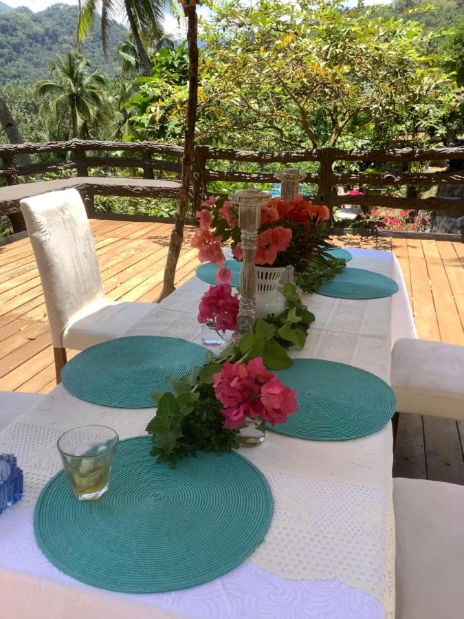 Romantic Eco Sanctuary Off-Grid Mountain Retreat - B&B