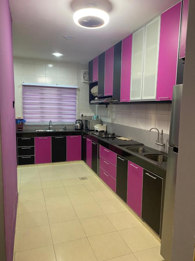 Budget Homestay Lahat - B&B