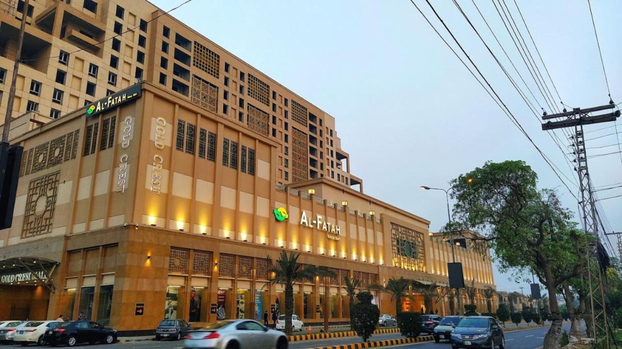 Gold Crest Grand Mall Onebed Presidential Suite - B&B Lahore