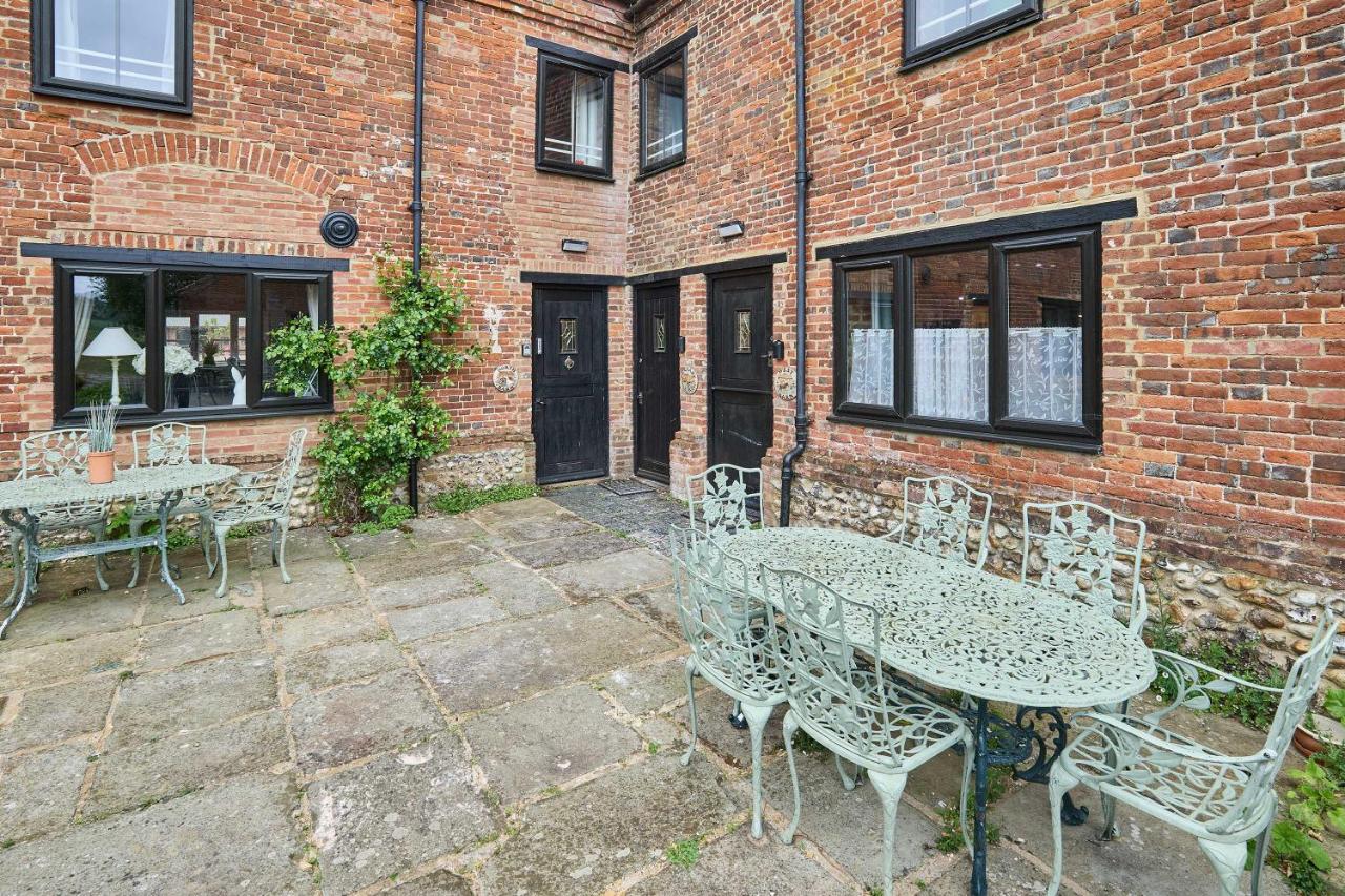 Host & Stay - West Barn - B&B Toftrees