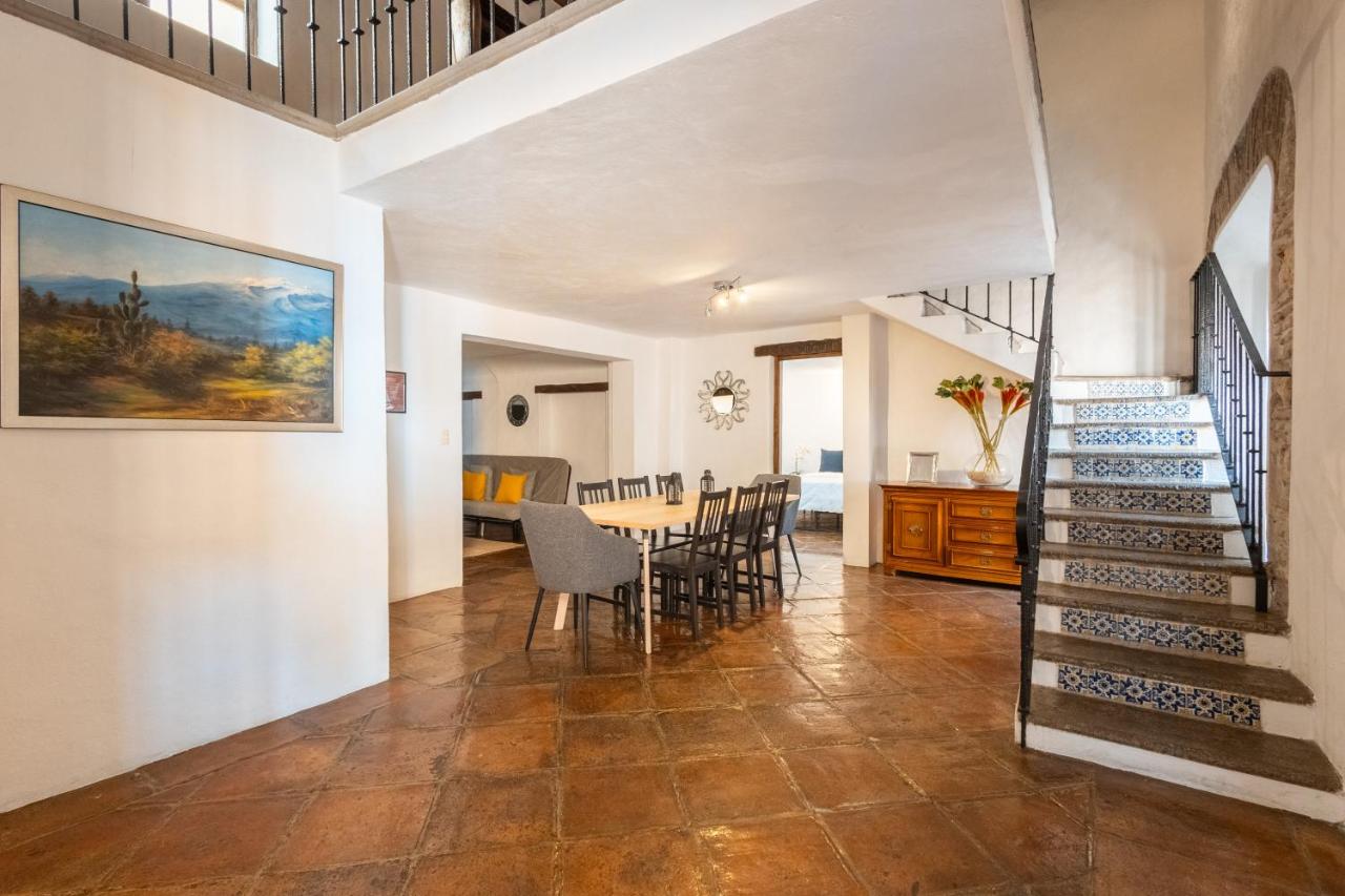 House 905-9 Historic With Parking - B&B Puebla