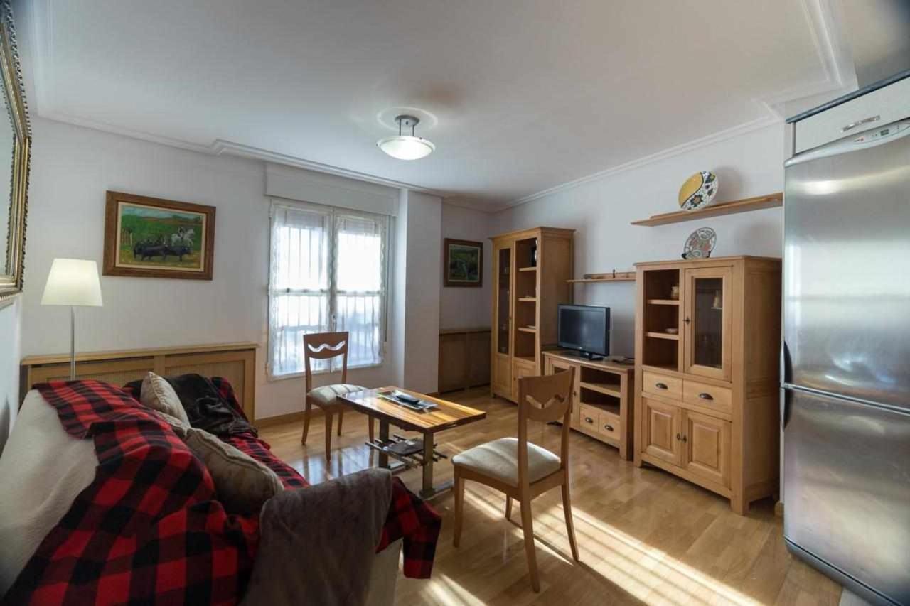 Merlú Alojamiento con garaje - B&B Zamora