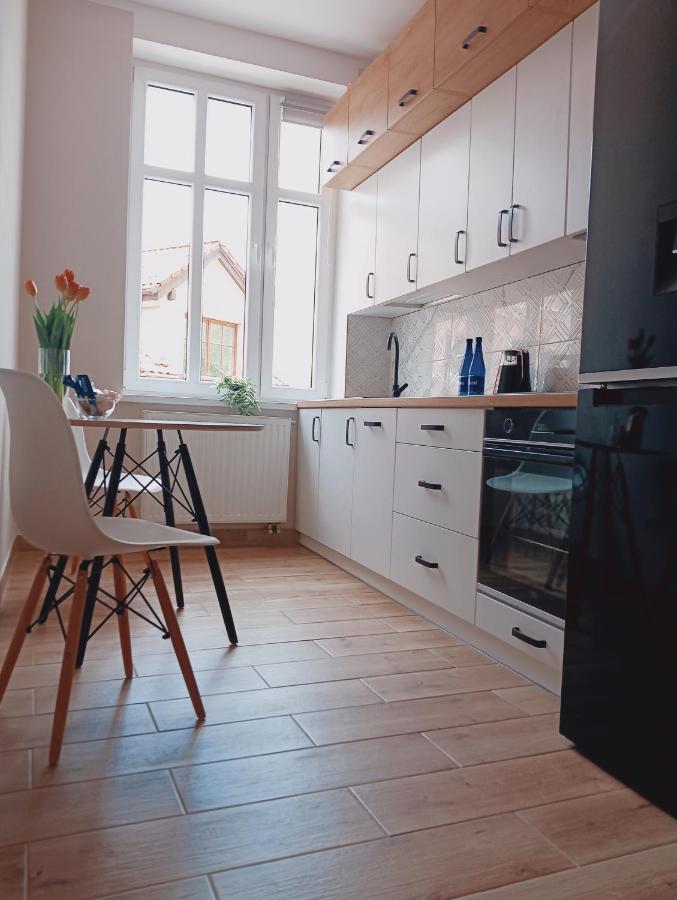 Apartament w centrum Biskupca - B&B