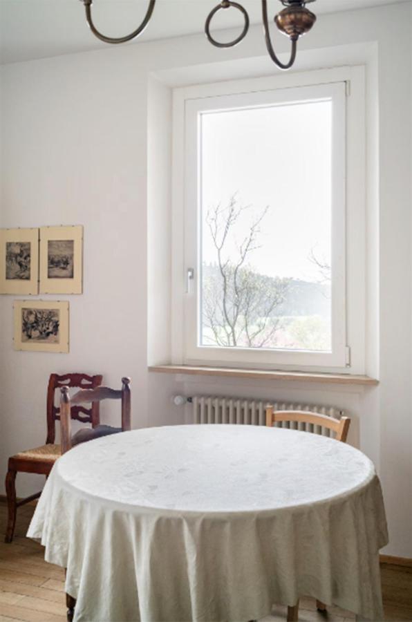 Estudio con vistas al jardín