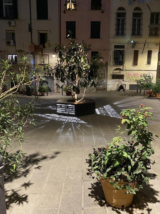 Centro Storico di Genova Acquario e Porto Antico 5 min Memoie Do Ma 1 - Ferienwohnung Genua
