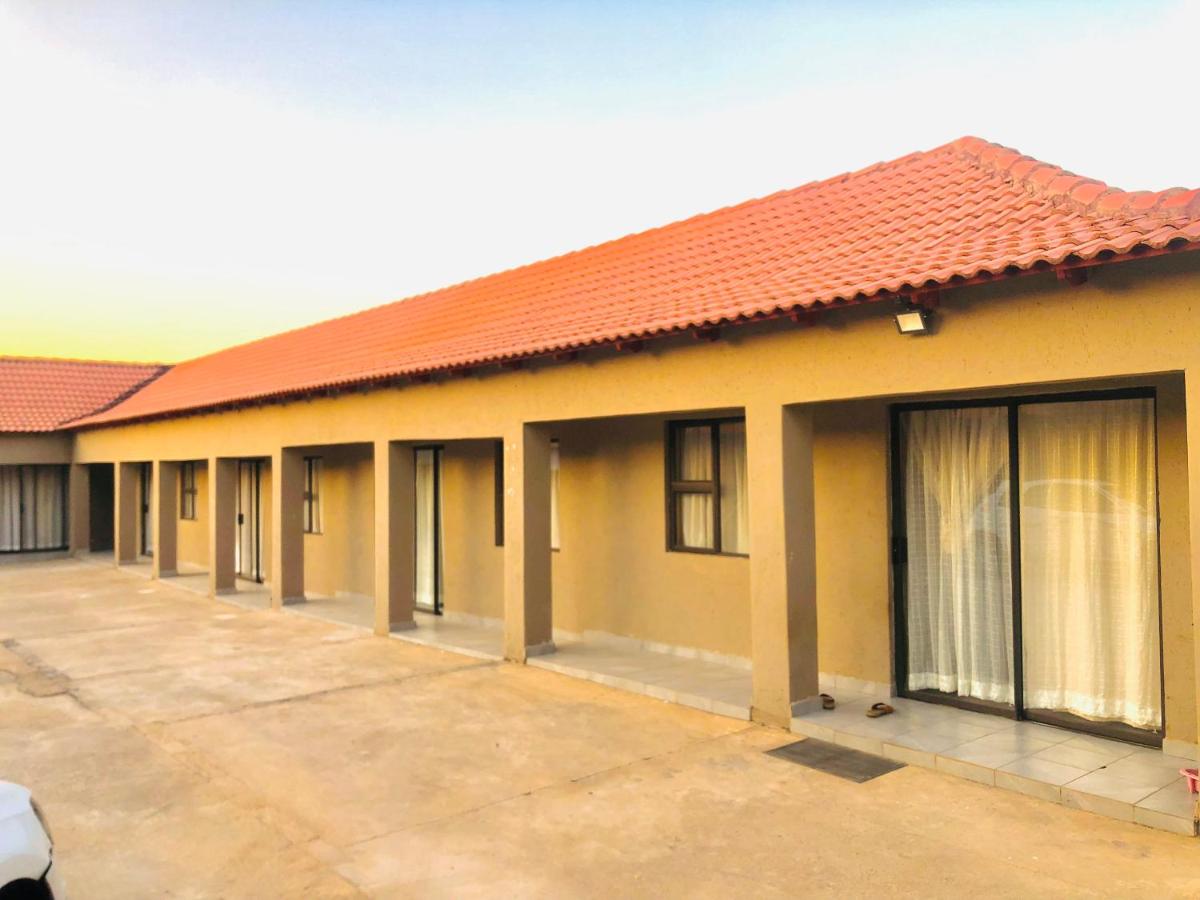 Uncle Charles Guesthouse - Chambres d’hôtes Pretoria