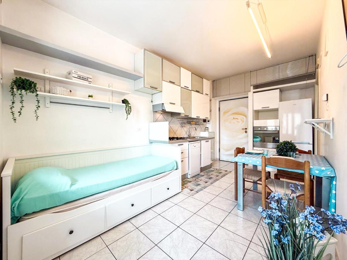 Sofia Apartment, a pochi passi dal mare Rif A765 - B&B