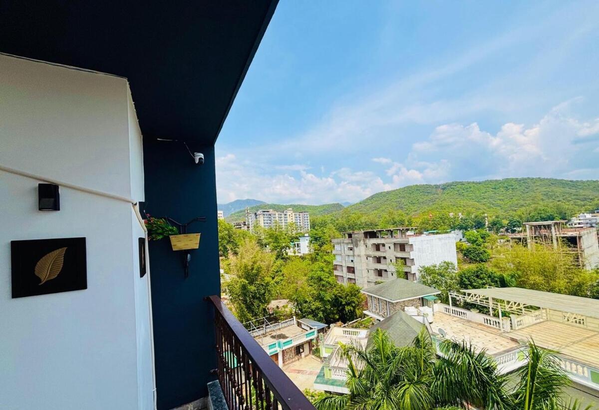 Manzar- A Scenic Escape - 3BHK With Terrace - Bed and Breakfast Rājpur