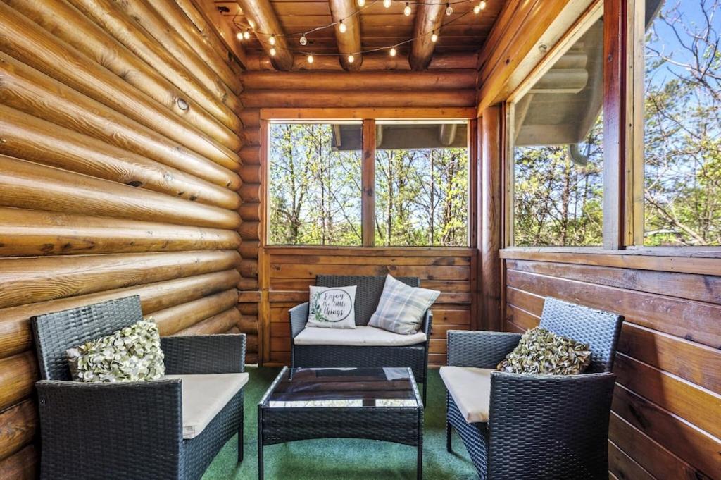 Cozy Bear Cove by Avada Properties - B&B Pigeon Forge