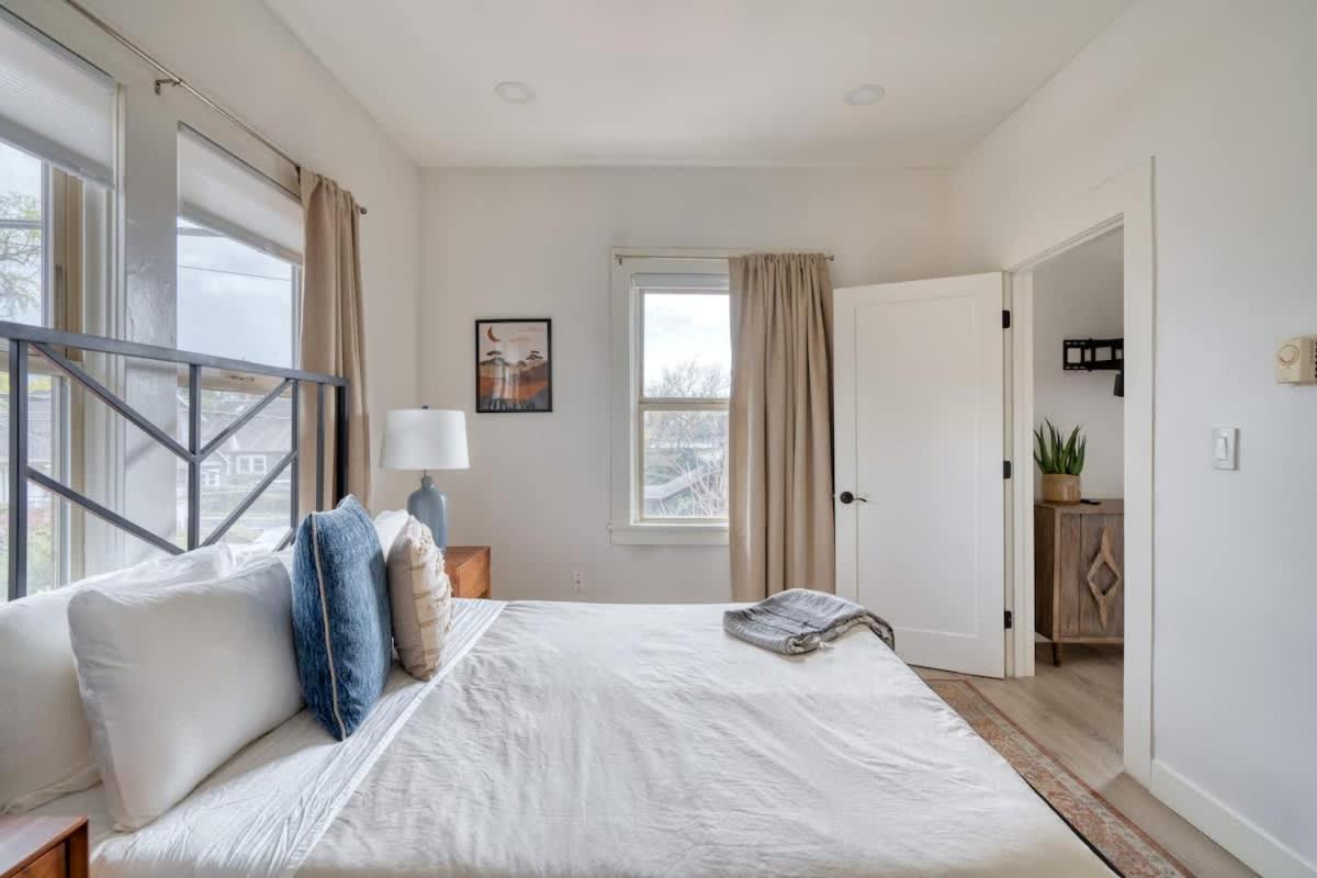 Stay Portland - Mt Tabor Retreat - Local Eateries - Shops - Bars - Bed and Breakfast
