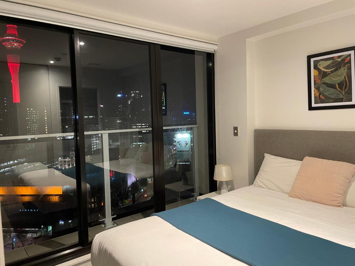 Two-Bedroom Deluxe Apartment with Balcony