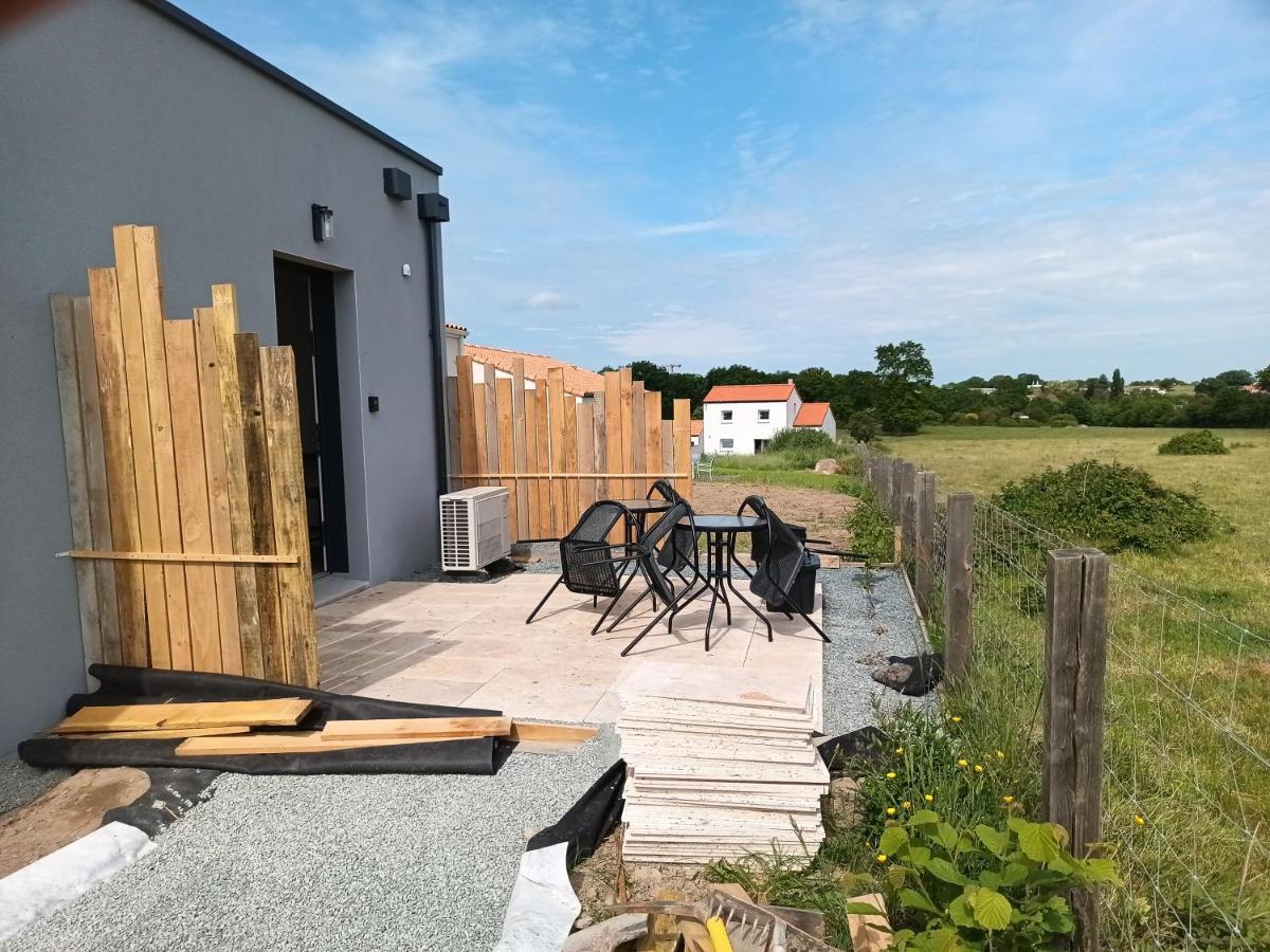 Studio 2 à 4 personnes, 12 kilomètres du parc du Puy du F - B&B