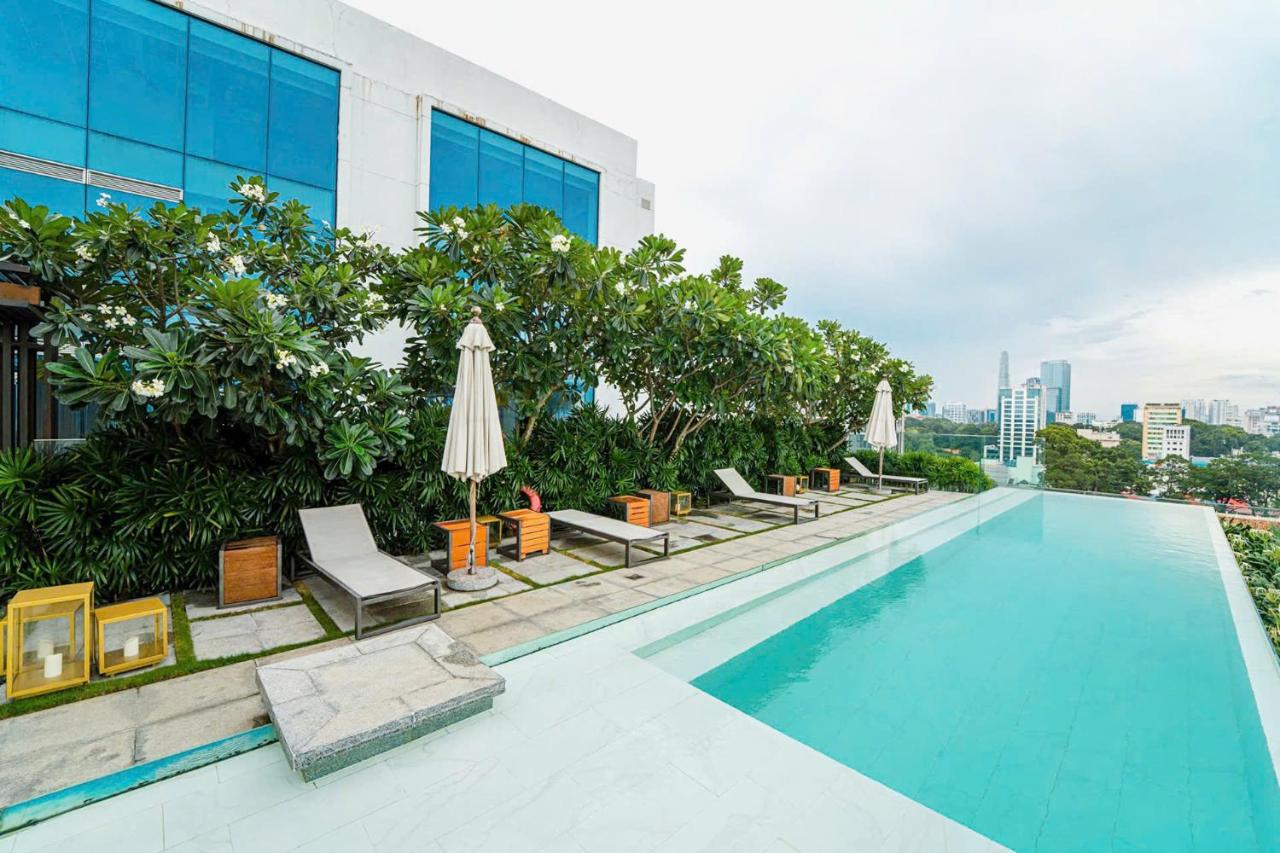 Serenity Saigon Sky Villas - Free One Way Airport Shuttle - B&B Ho Chi Minh City