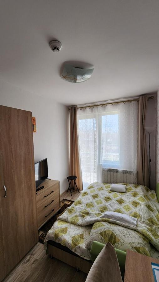 Einzelzimmer mit Balkon