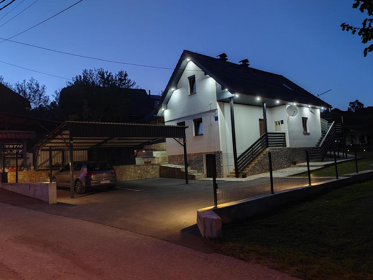 Apartments Sertic 4 stars - Bed and Breakfast