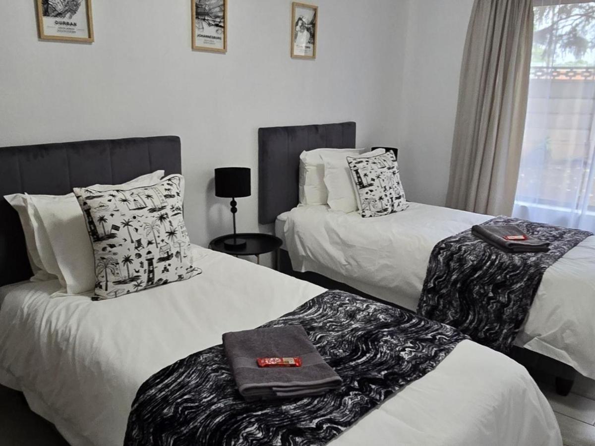 Camera Luxury Doppia con Letti Singoli