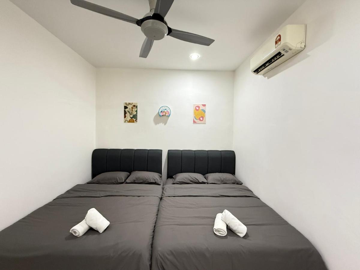 YOLO5 3BR 12PAX CentralTown Netflix - B&B