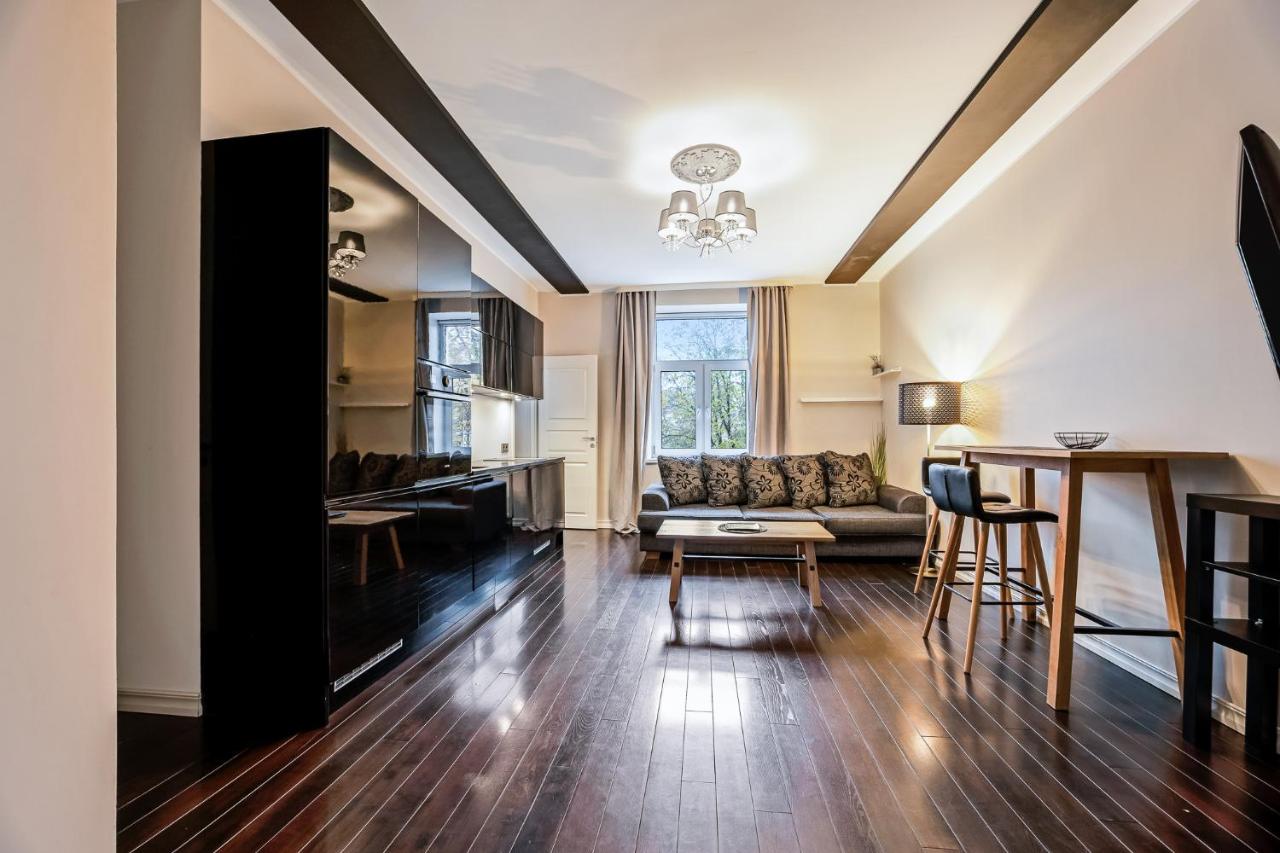 Urban City Charm Apartment in the Heart of Tallinn - B&B Tallinn