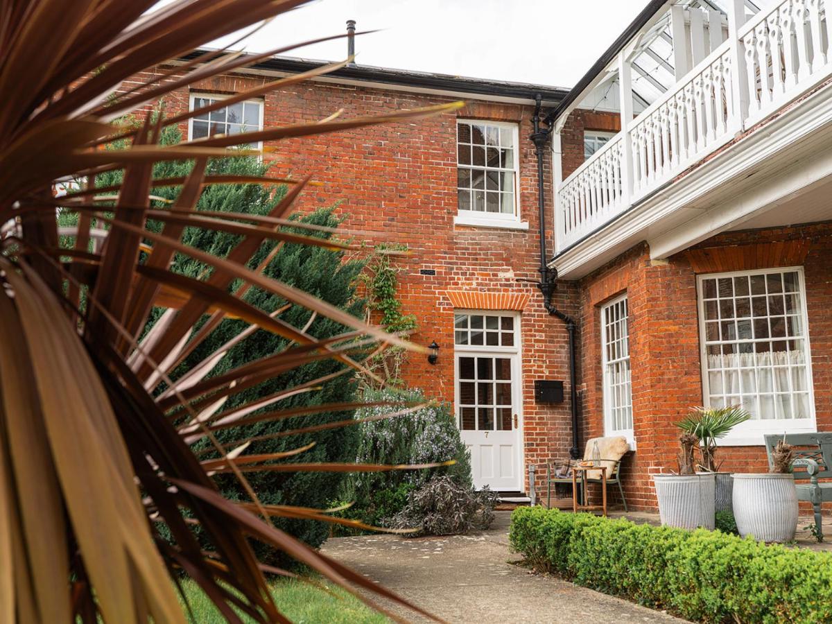 Chapman House 3 Bedroom Luxury Retreat - B&B