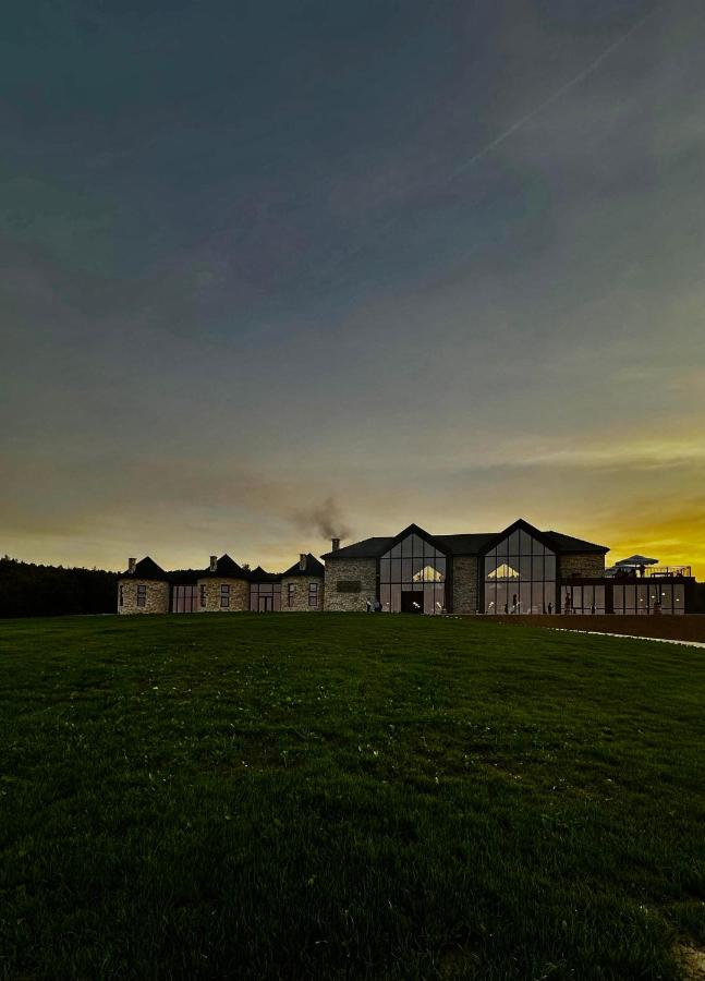 Hani i Qerosit - Bed and Breakfast