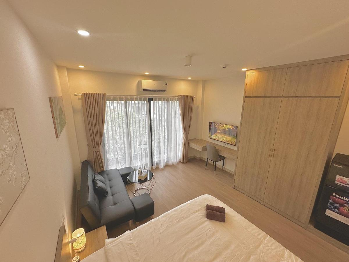 Studio Apartment with Balcony