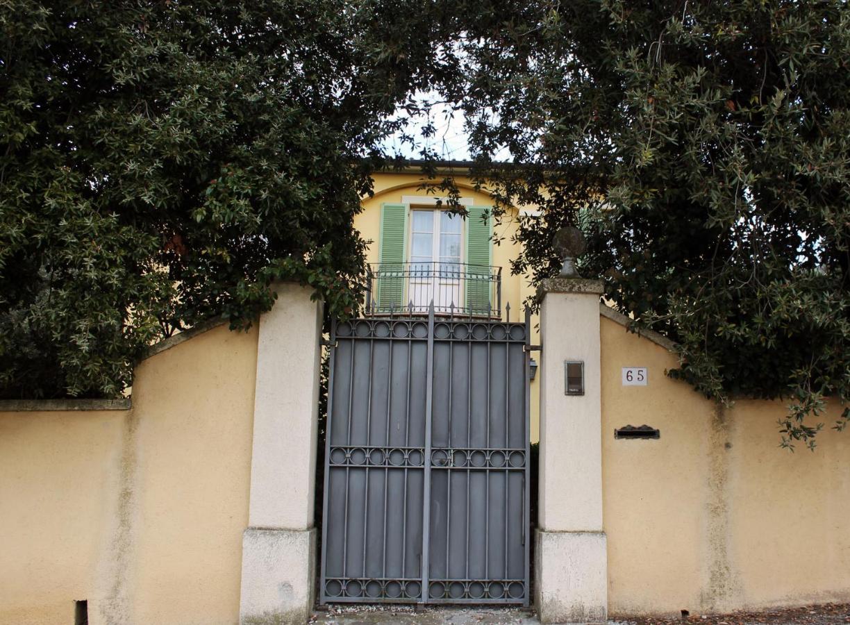 Dimora Umbra al civico 65 - Bed and Breakfast