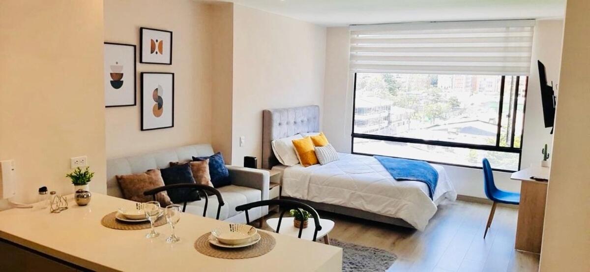 Hommie Lindo Estudio cerca al Parque 93 - B&B Bogotá