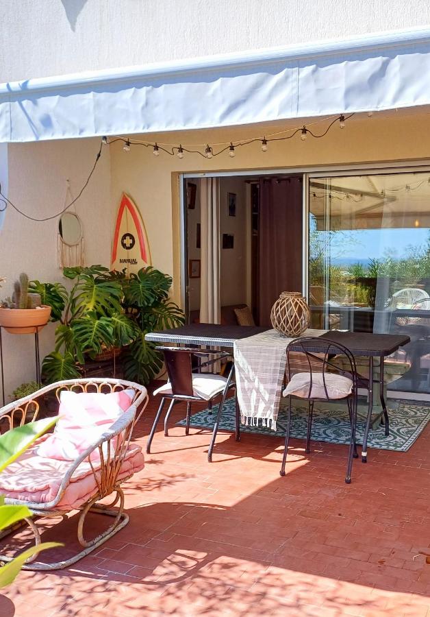 Charmant studio terrasse avec vue, plein sud - B&B Nîmes