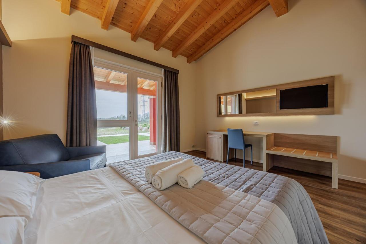 Double Room with Pool View