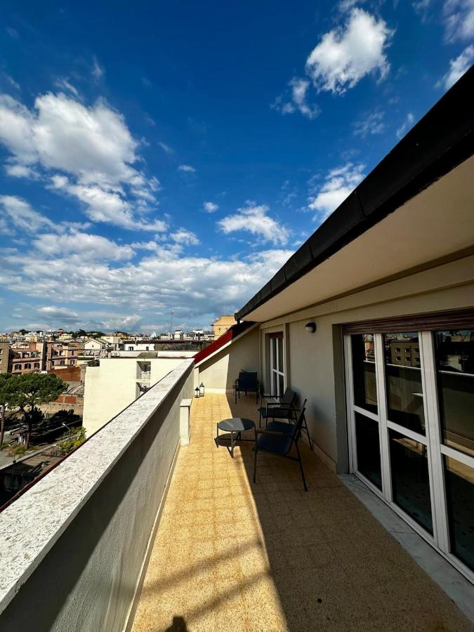 Casa Conce two metro stops from the colosseum - B&B Rome