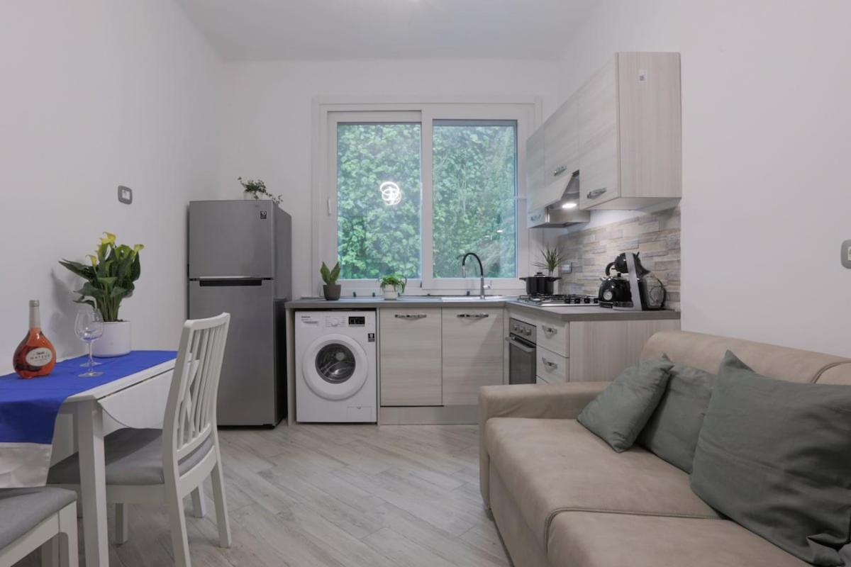 Appartamento a 15' dal centro in posizione panoramica - Chambres d'hôtes Gênes