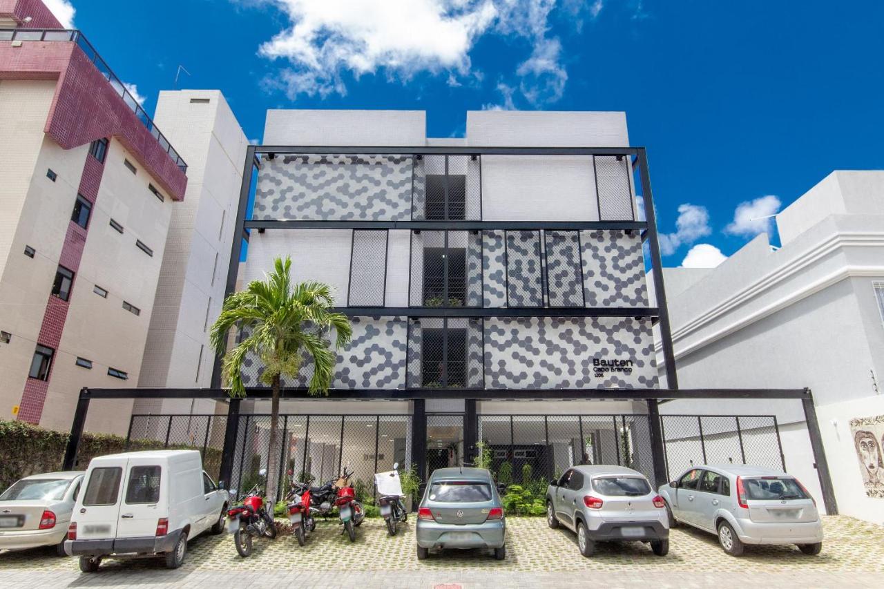 Bauten #402 - Flat ao mar por Carpediem - B&B