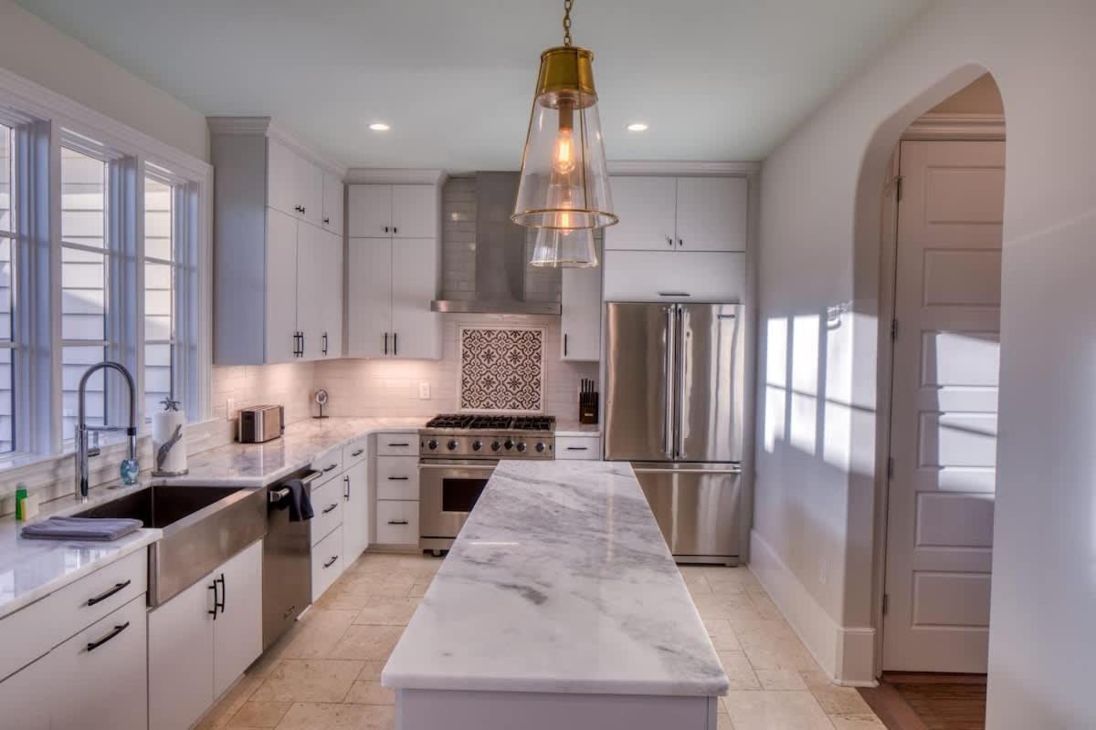 Luxury Villa 3 BR w Private Bath Walk Everywhere - Bed and Breakfast Savannah