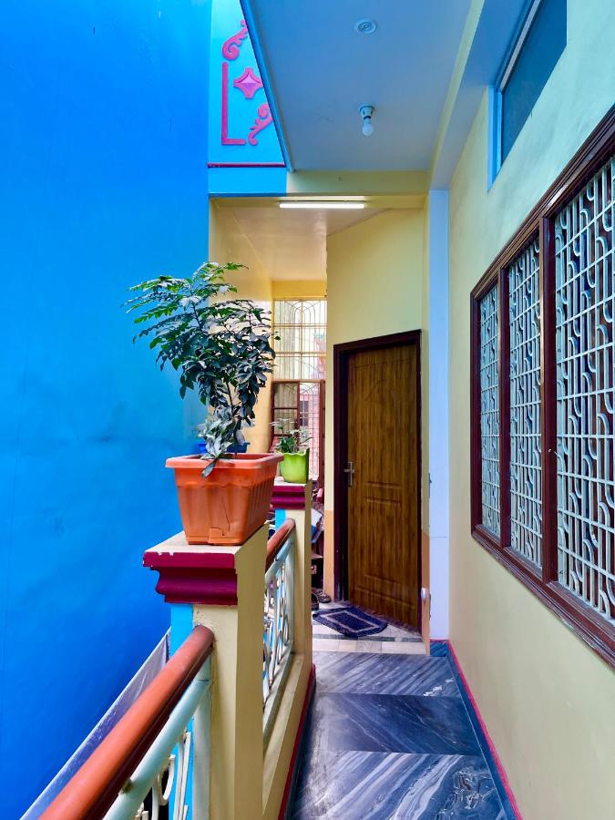 Most beautiful room in Varanasi, just 100m from Arti Ghat - B&B