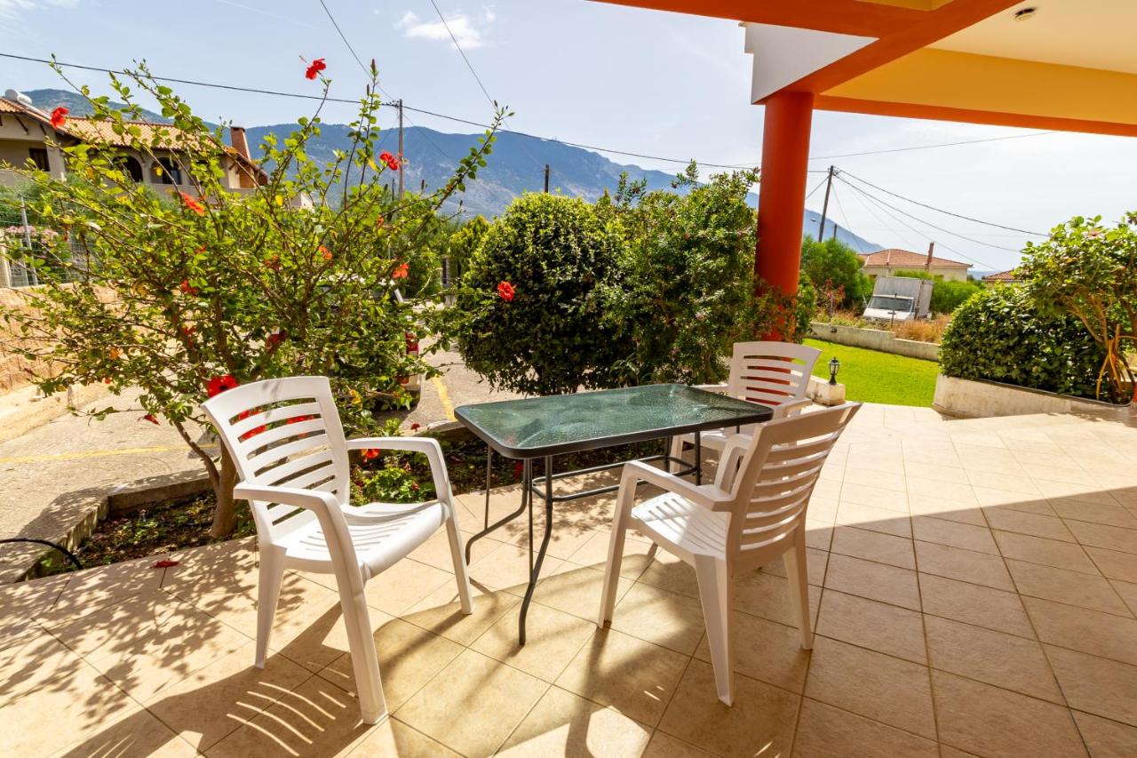 One-Bedroom Apartment with Terrace