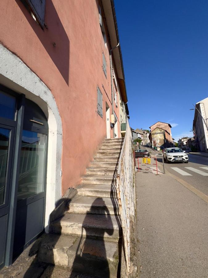 RefletDesCieux TV Chic Authentique Lumineux Calme - Ferienwohnung