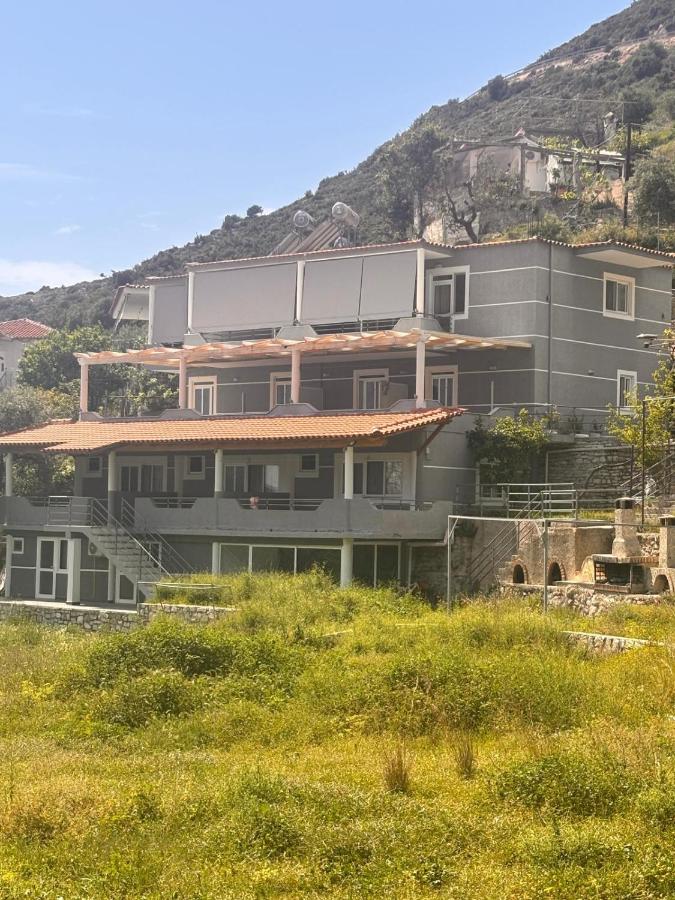 Holiday Hotel Borsh - B&B Borsh