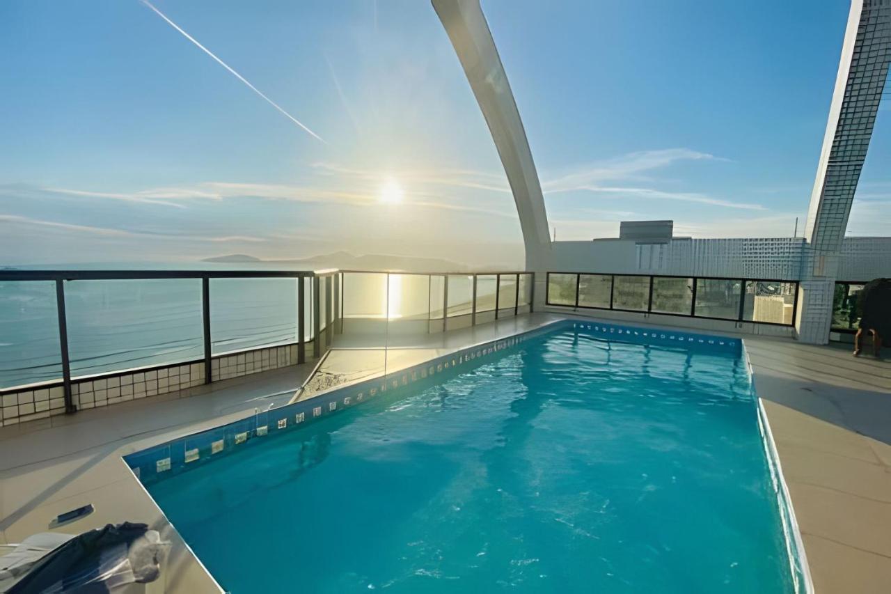 Charmoso flat com vista mar, piscina e wi fi! - Bed and Breakfast Santos