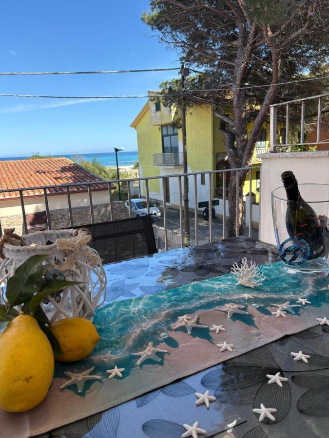 all ombra dei pini - B&B La Caletta