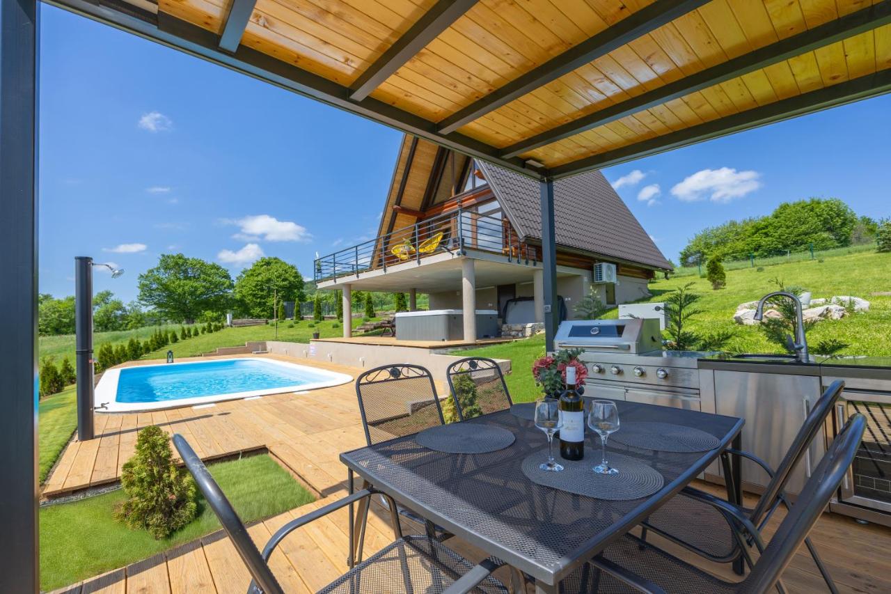 Kuća za odmor Sokolac - B&B