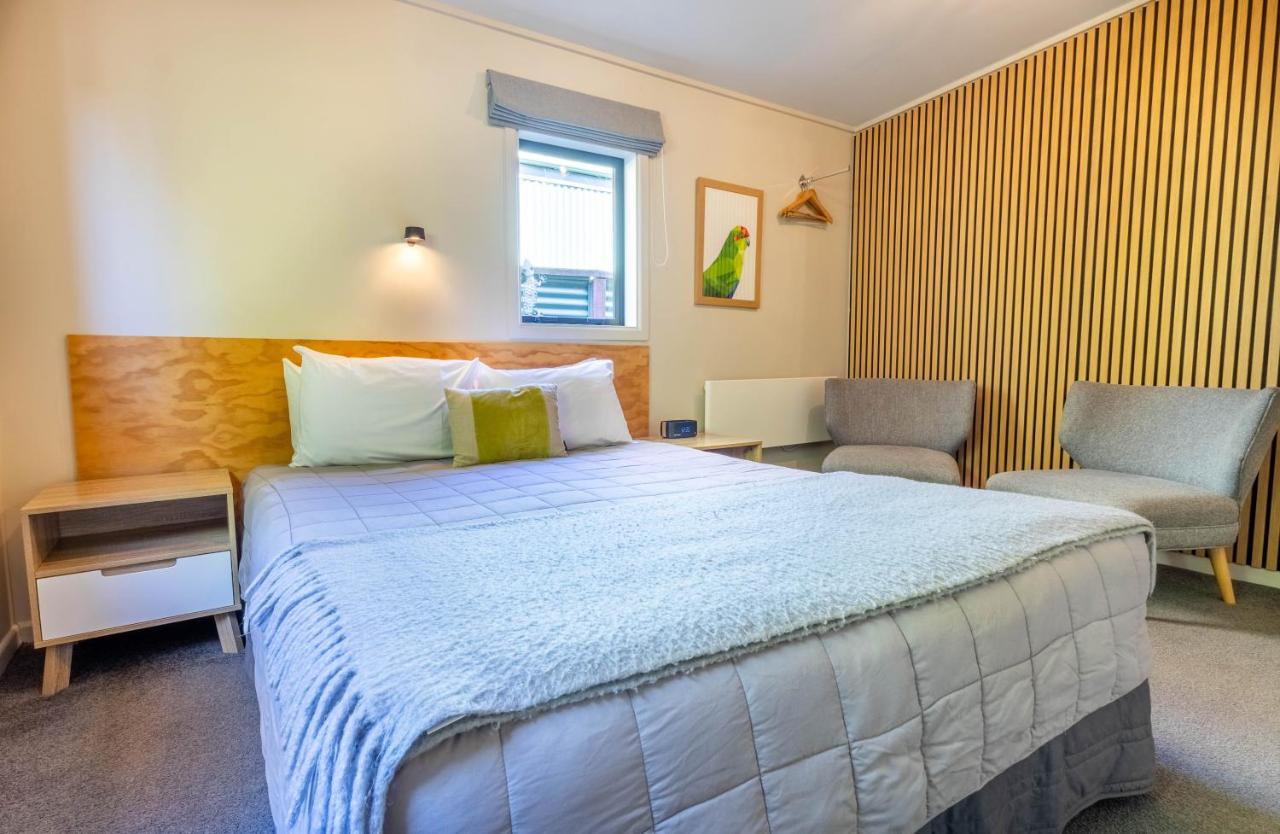 King Room with Private Bathroom