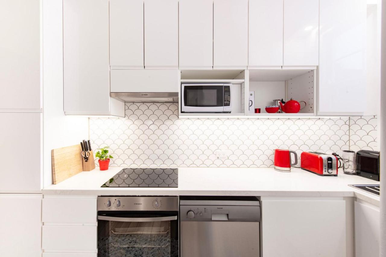 Art, Heart & Gardens - St Kilda Charmer - B&B Melbourne