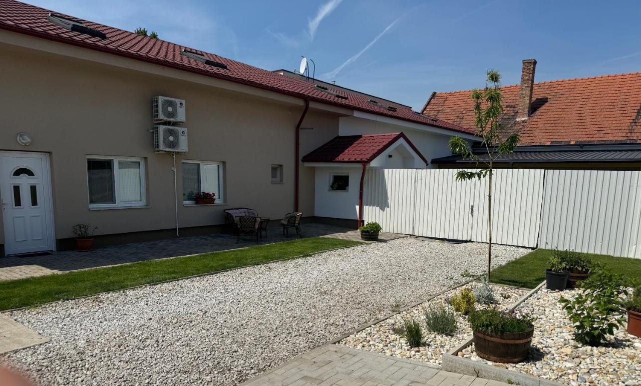 Ubytovanie Stavbar - B&B