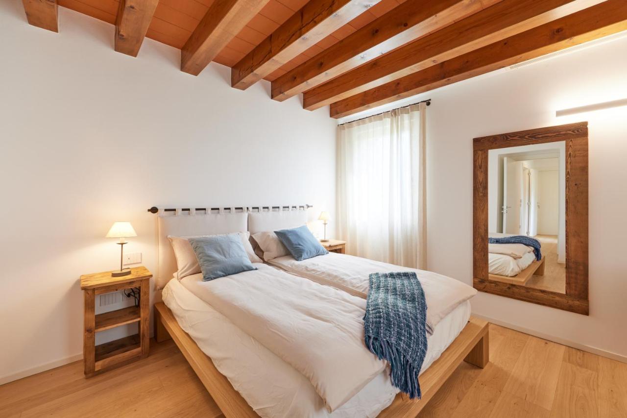 Dreibettzimmer mit Bergblick