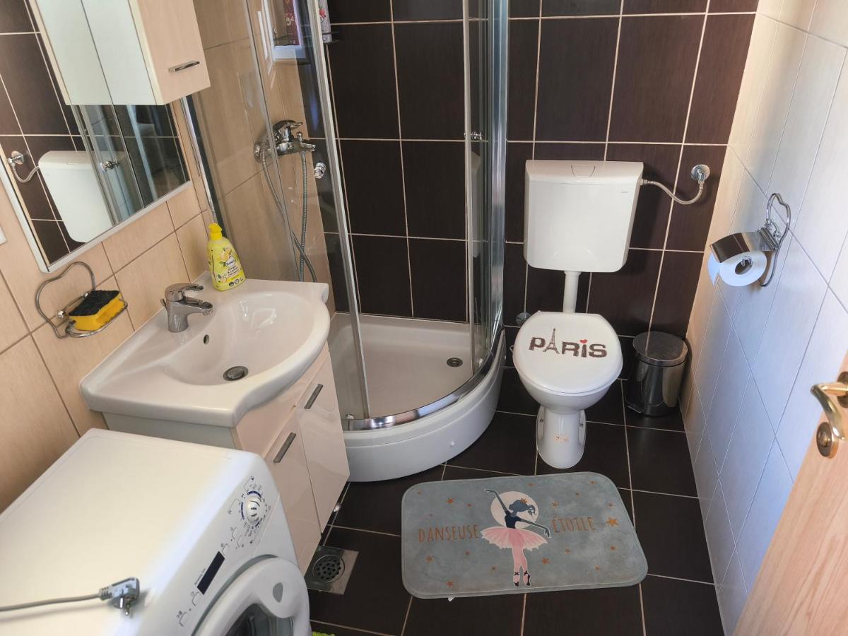 Apartman Stella Đenovići - B&B Ðenovići